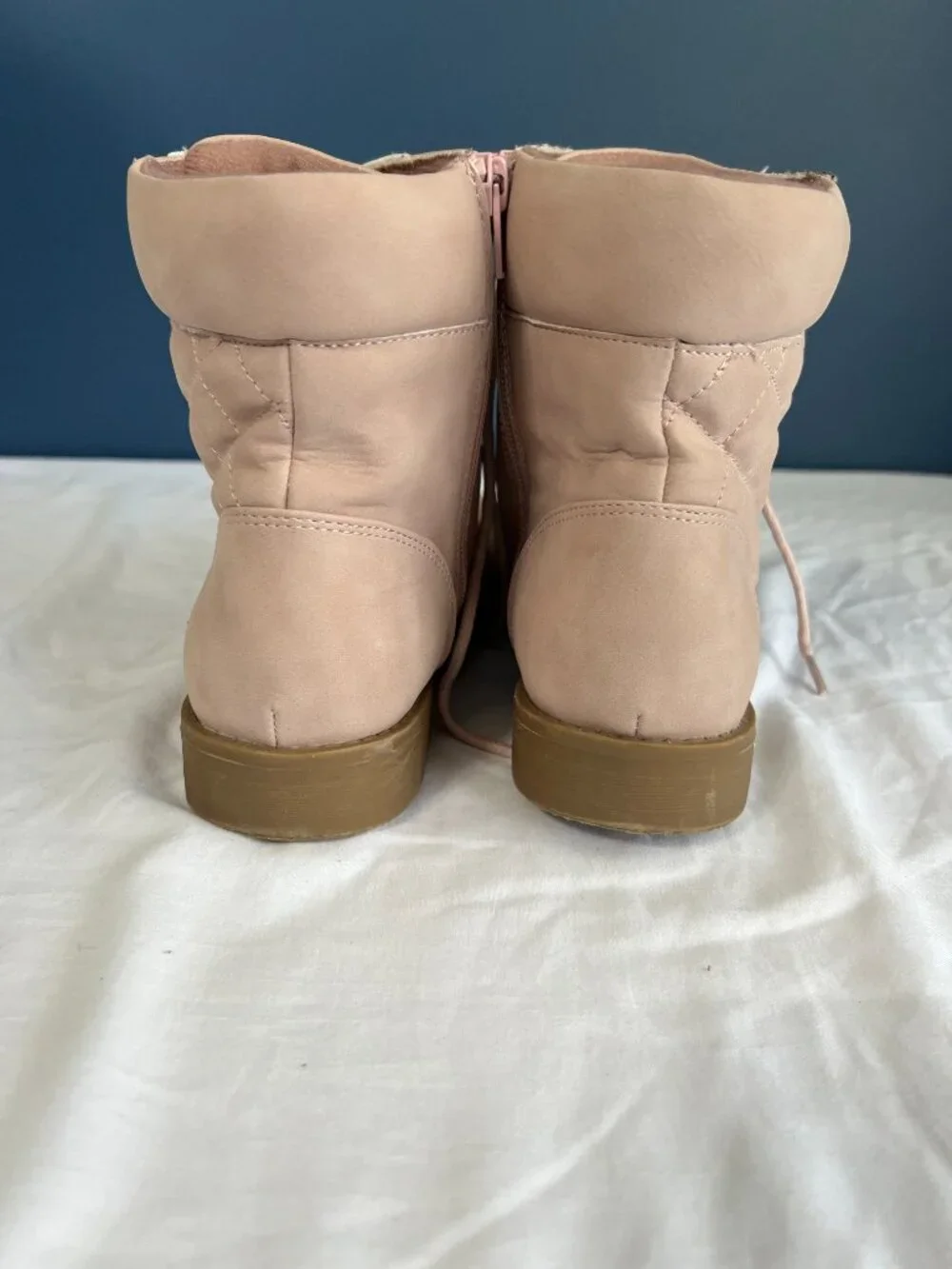 Adult/Child Place Side Zipper and Laced Up Boots Size 5- Pink